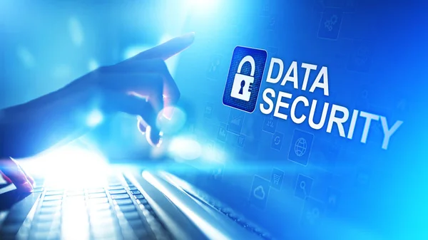 Cibersegurança, privacidade da informação, proteção de dados. Conceito de Internet e tecnologia na tela virtual. — Fotografia de Stock