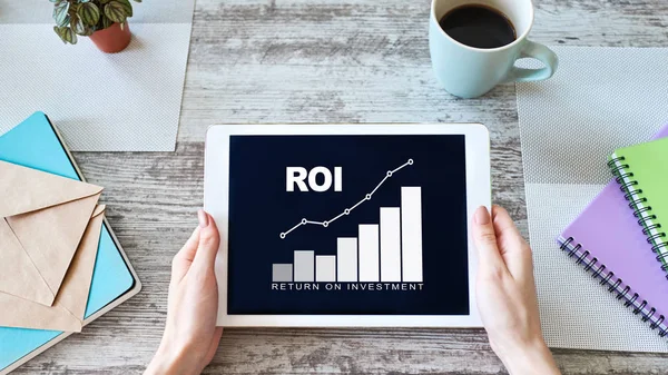 Roi、投资回报率、业务和财务概念. — 图库照片