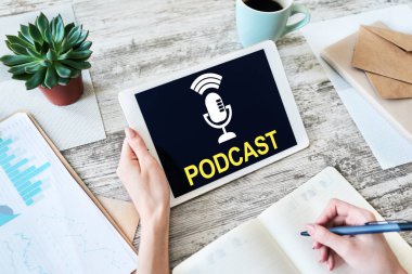 Podcast - ses veya video kayıtları, TV veya radyo yayınları, dersler, konuşmalar ve diğer etkinlikler.