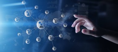 İnsan ilişkileri ağ sanal ekran üzerinde. Müşteri iletişimi ve sosyal medya kavramı.