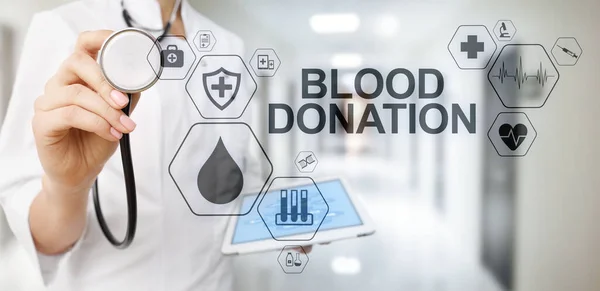 Blutspendetag Medizinisches Konzept auf virtuellem Bildschirm. — Stockfoto