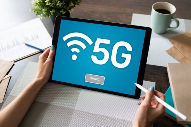 5g Hızlı mobil internet bağlantısı, Ne nesli iletişim ve modern teknoloji kavramı.