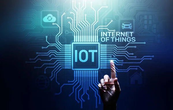 Sanal ekranda Dijital Dönüşüm Modern Teknoloji kavramının IOT interneti.