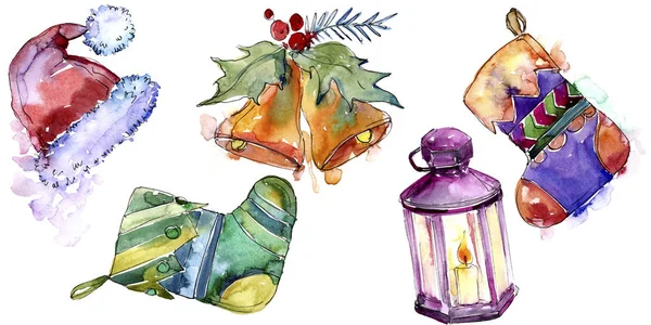 Medias aisladas, campana, vela, elementos de ilustración sombrero. Navidad símbolo de vacaciones de invierno en una acuarela aislada . —  Fotos de Stock