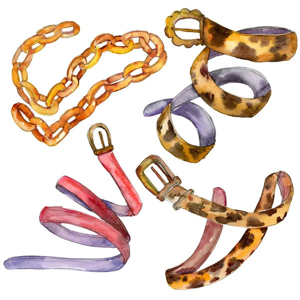 Cinturones de cuero y cadena dorada dibujan ilustración de moda en un fondo de estilo acuarela. Elemento de cinturón aislado . —  Fotos de Stock