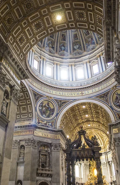 Vatikán Řím Itálie Katedrála Svatého Petra Římě Uvnitř — Stock fotografie