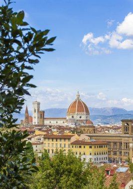 Floransa şehir ve Piazzale Michelangelo Katedrali'nin manzarayı