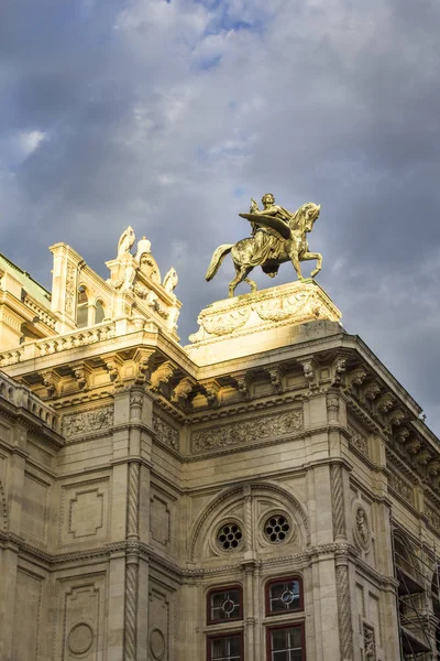 Вид Вулицю Від Віденської Державної Опери Похмурий День — стокове фото