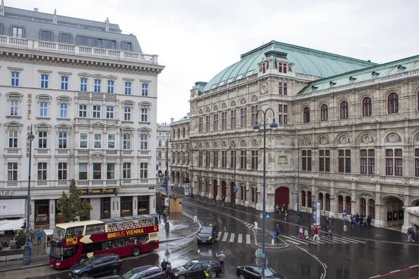 Вид Вулицю Від Віденської Державної Опери Похмурий День — стокове фото