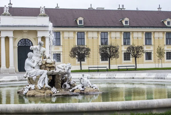 Schnbrunn Ανάκτορο Και Κρήνη — Φωτογραφία Αρχείου