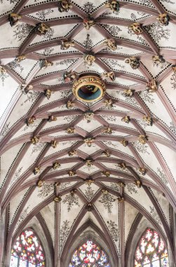 Bern katedral içinde. Tavan içine de Bern Katedrali