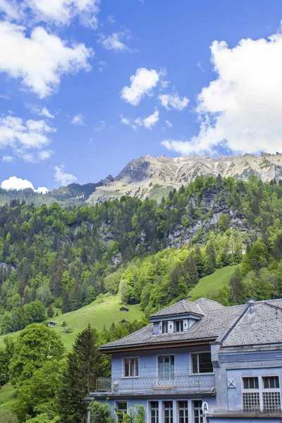 ラウターブルンネン スイスアルプス滝の谷 — ストック写真