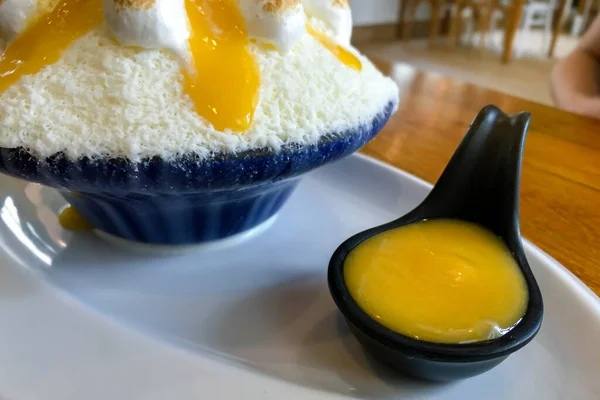 Sobremesa Frutas Limão Bingsu Para Saciar Sede — Fotografia de Stock