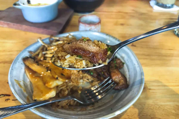 丼飯の焼き肉 日本料理 — ストック写真