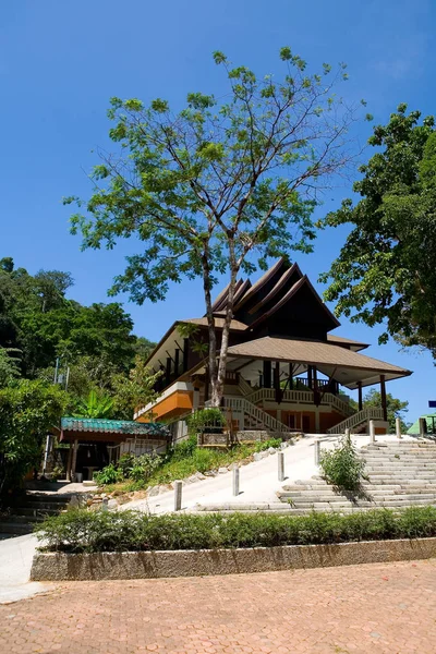 Het Gebouw Van Meditatie Centrum Het Eiland Phuket Thailand — Stockfoto
