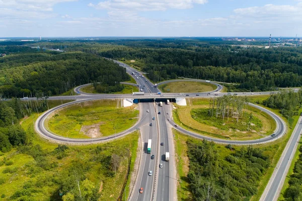 Yol Kavşağı'nda yakınındaki şehir Elektrostal Moscow region. Hava fotoğrafçılığı.