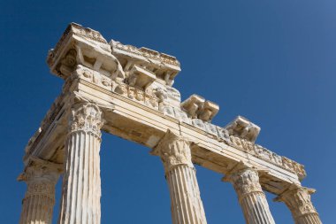 Side Antik Apollon Tapınağı kalıntıları. Türkiye.