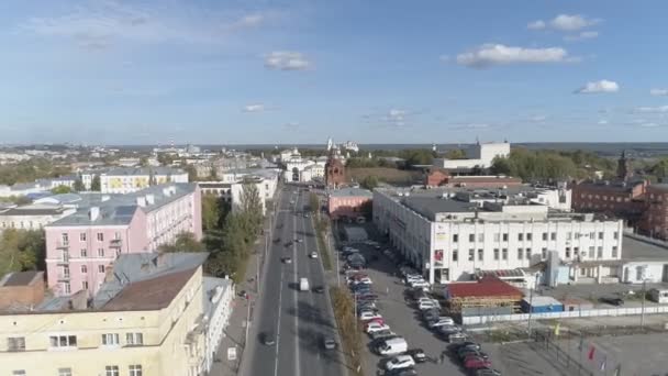 Ovanifrån Den Gyllene Porten Staden Vladimir Flyger Upp Till Byggnaden — Stockvideo