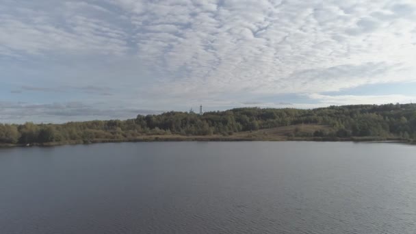 Flyga Upp Till Kazan Kyrkan Byn Borisogleb Aerial Video Skjutning — Stockvideo