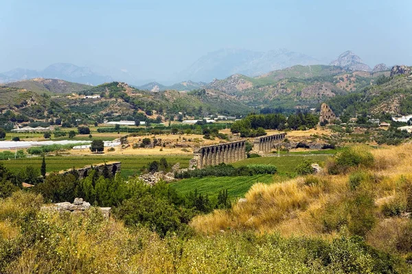 Руїни Стародавнього Акведук Поблизу Місто Аспендос Туреччина — стокове фото