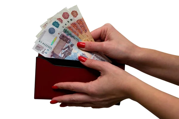 Zarif kadınların elleri çanta ve banknot tutun. Ruble. Beyaz arka plan üzerinde izole.