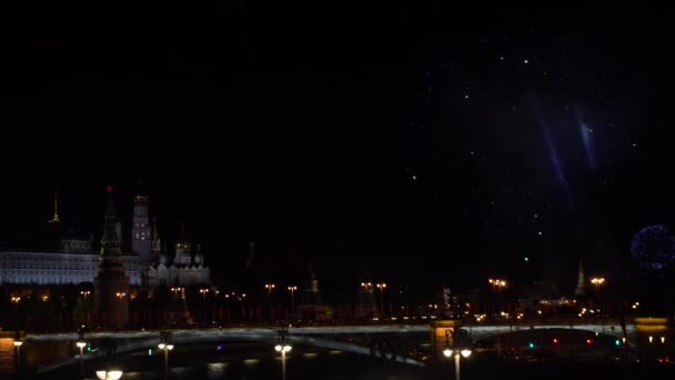 Fireworks in the center of Moscow at the Kremlin — Stock Video