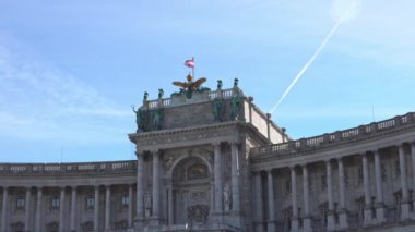 İmparatorluk Sarayı Hofburg ve heykel Viyana, Avusturya