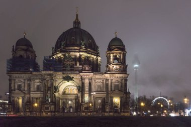 Almanya. Berlin Müzesi adada Katedrali