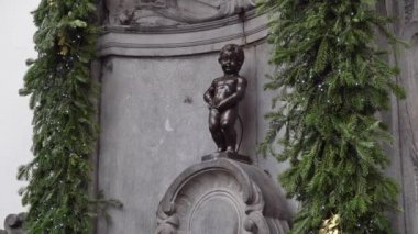 Belçika Aralık 2018. Manneken Pis Brüksel'deki ünlü bir çeşme.