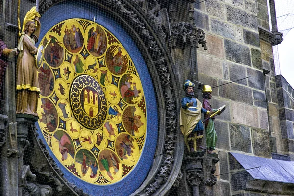 Прага. Чехия. В Европе. Старые астрологические часы — стоковое фото