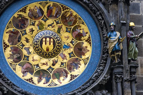 Praha. Česká republika. V Evropě. Astrologické staré hodiny — Stock fotografie