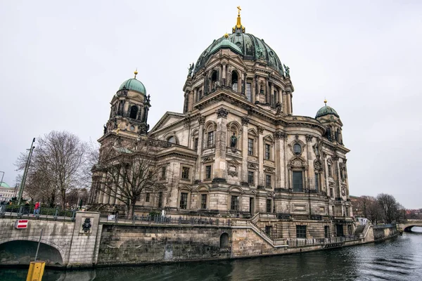 Müze Adası Almanya'nın başkenti Berlin Katedrali