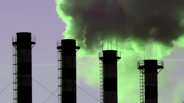 Air pollution from industrial plant pipes — Stock Video