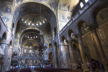 Venedik, İtalya Eylül 2018. Eski Basilica San Marco iç