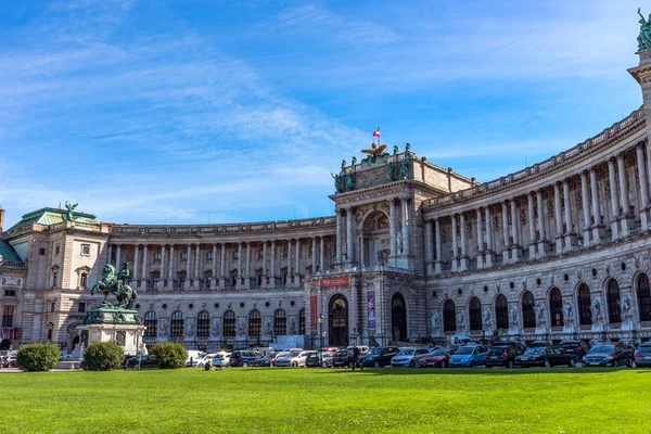 Βιέννη, Αυστρία Σεπτέμβριος 2018. Hofburg Palace με Heldenplatz στη Βιέννη — Φωτογραφία Αρχείου