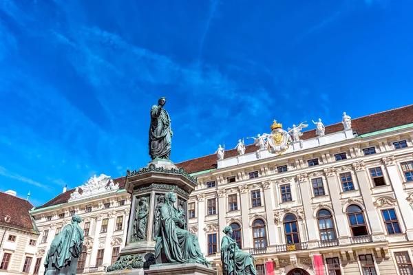 Wiedeń, Austria. Pomnik cesarza Franciszka I, Hofburg — Zdjęcie stockowe
