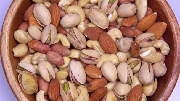 Variasi Kacang Dalam Mangkuk Kayu — Stok Video