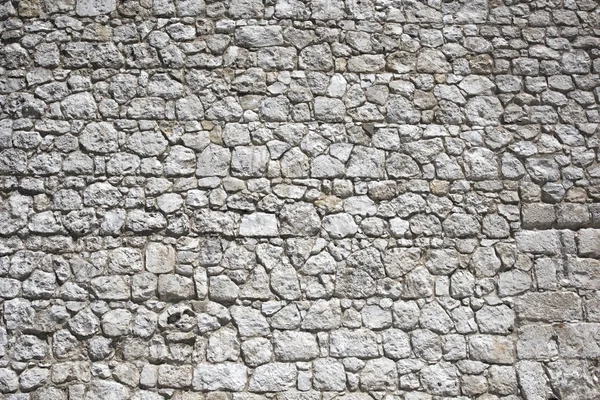 taşlardan yapılmış kale duvarı nın parçası