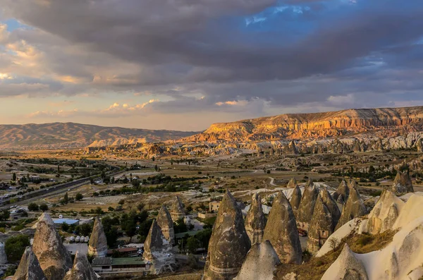 Scenic View Sunset Valley Cappadocia Turkey — Stock Photo, Image