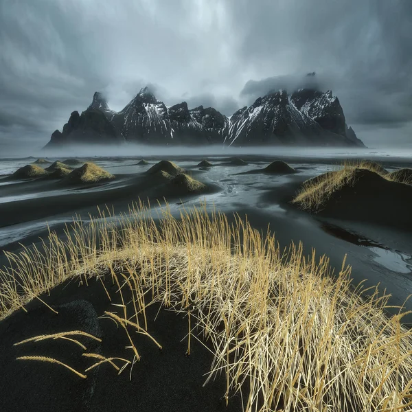 Vacker Utsikt Över Vestrahorn Berget Vinter Stokksnes Halvön Island — Stockfoto