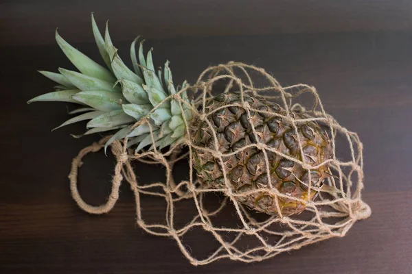 Ananas Sáčku Síťoviny Detailní Zobrazení — Stock fotografie