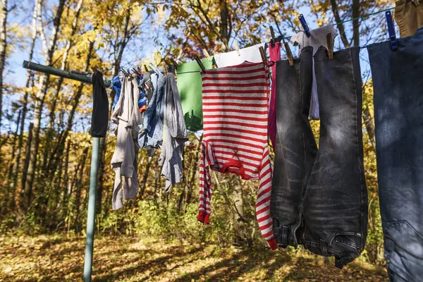 Vista Panorámica Ropa Secado Una Línea Lavado — Foto de Stock