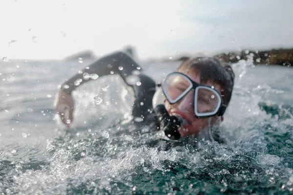 Boy Swimming Ocean Wearing Snorkel Mask Orange County United States — Zdjęcie stockowe