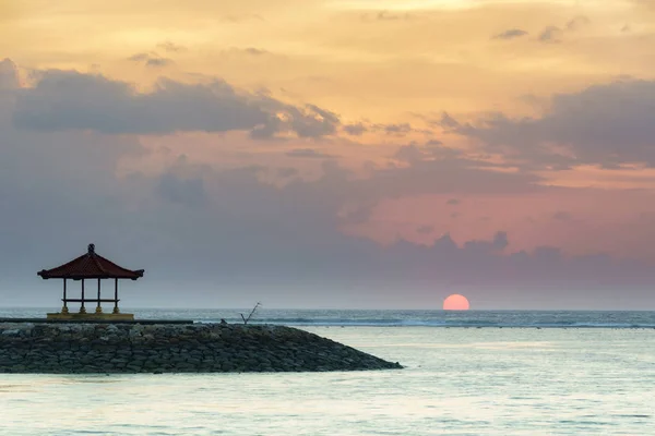 Wschód Słońca Plaży Sanur Bali Indonezja — Zdjęcie stockowe