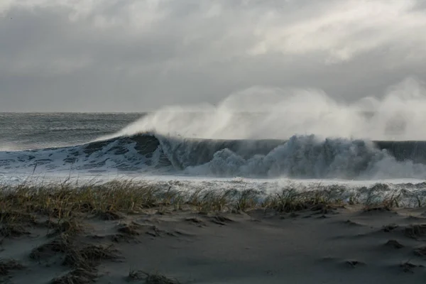 多云的日子里暴风雨的大海风景 — 图库照片