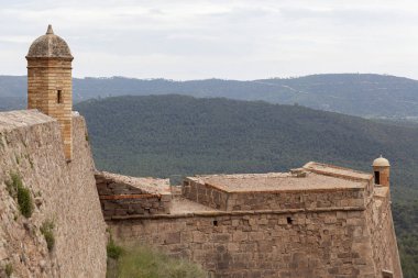 Cardona, Catalonia, İspanya'nın antik kale.