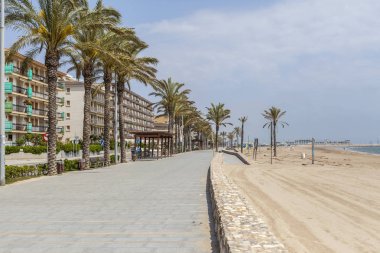 Deniz mesire ve Akdeniz sahil Katalan köy, Costa Dorada,Calafell,Catalonia.Spain içinde.