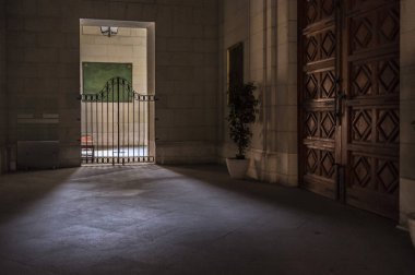  Tarihi dini yapı, cathedral La Almudena, iç görünüm, Madrid.