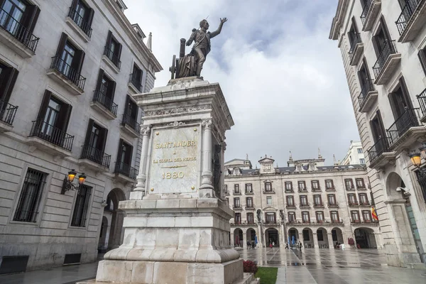  Cadde görünümü, Plaza Porticada,Santander.Spain kare.
