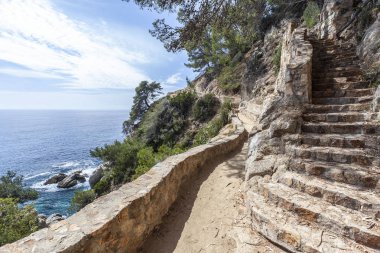 Footpath, Cami de Ronda in Lloret de Mar, Costa Brava, Katalonya, İspanya.